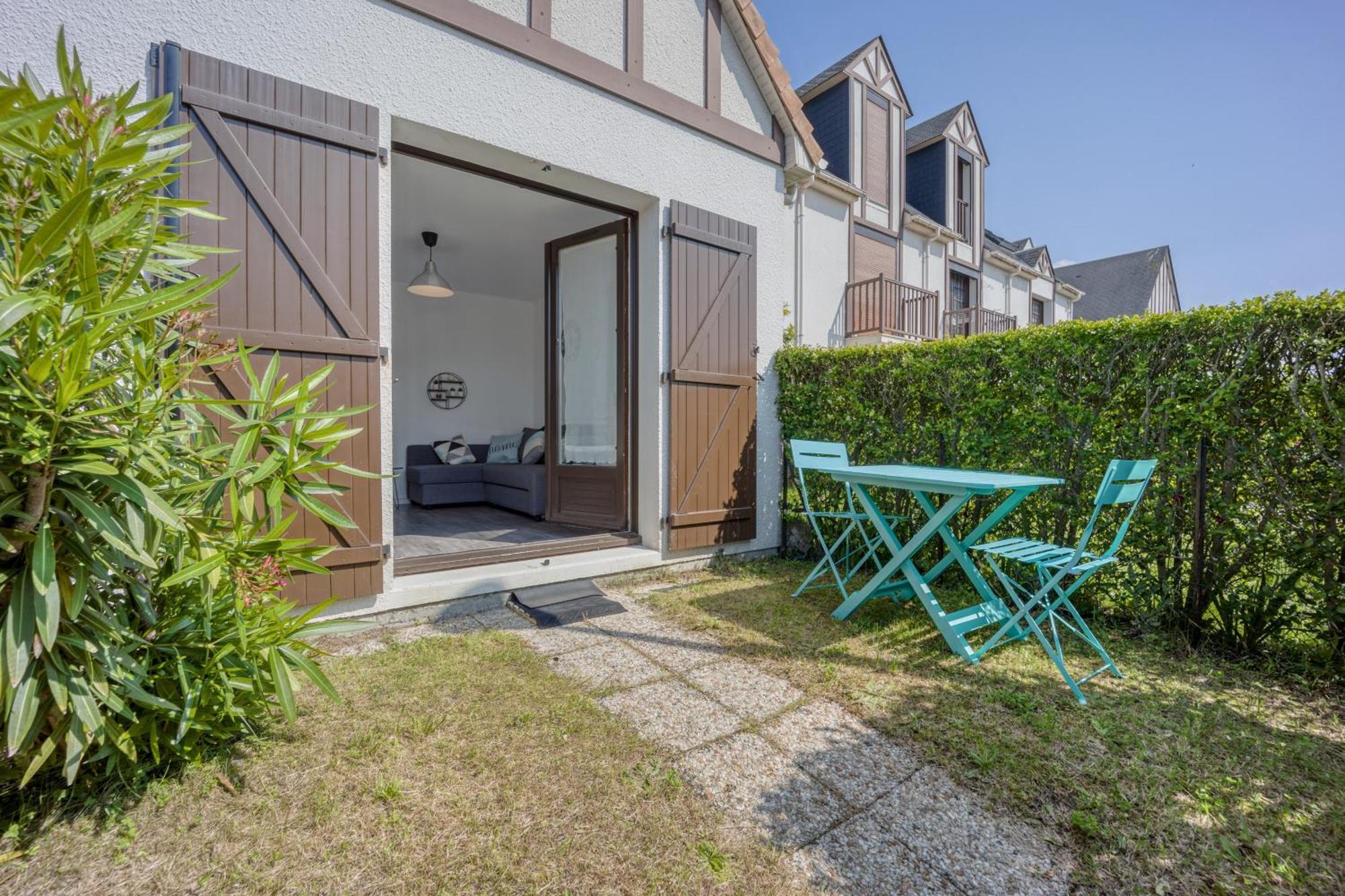 Le Petit Normand - Studio Avec Jardin A 500 M De La Plage กูร์เซิล-โซร์-แม ภายนอก รูปภาพ