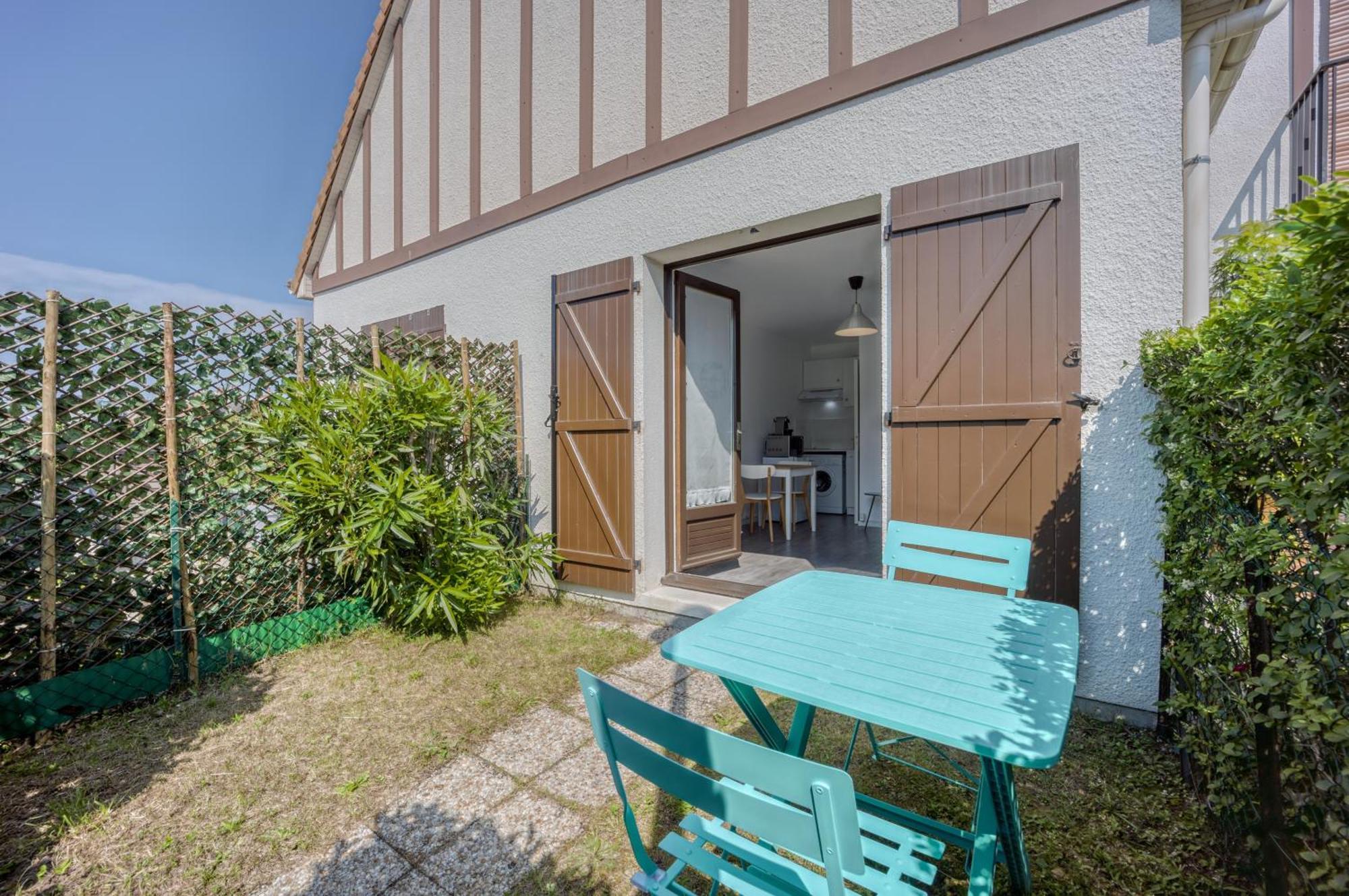 Le Petit Normand - Studio Avec Jardin A 500 M De La Plage กูร์เซิล-โซร์-แม ภายนอก รูปภาพ